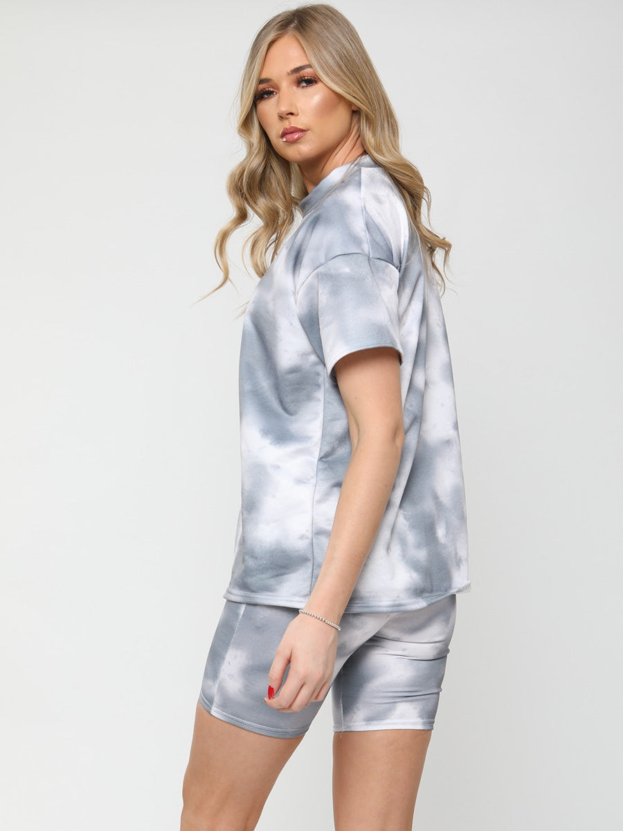 Tie-Dye Oversized T-Shirt & Shorts Co-ord