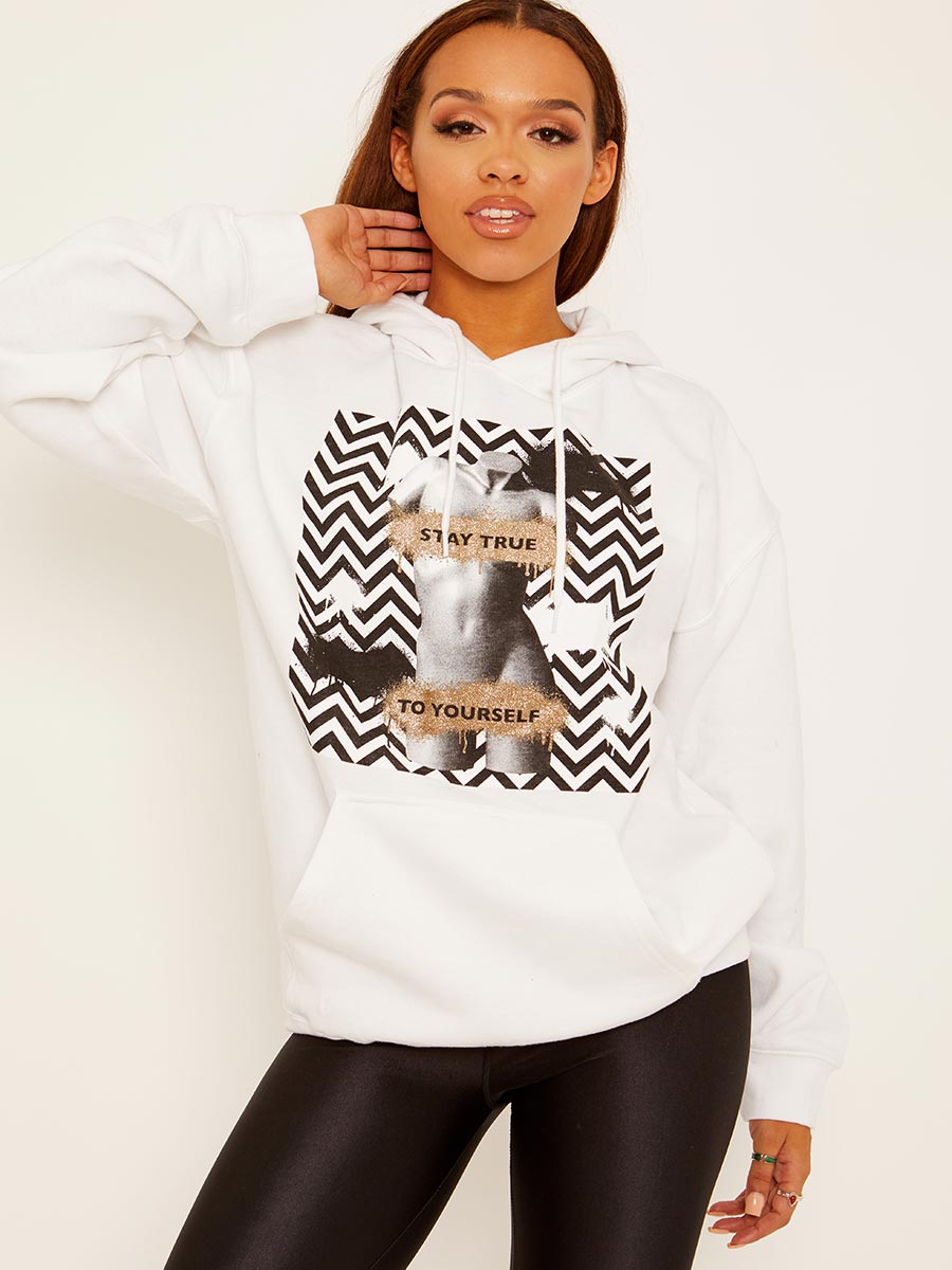 Stay True Graphic Fleeced Hoodie