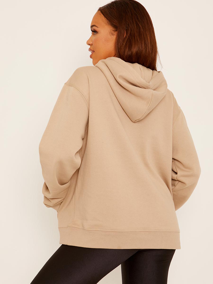 Stay True Graphic Fleeced Hoodie