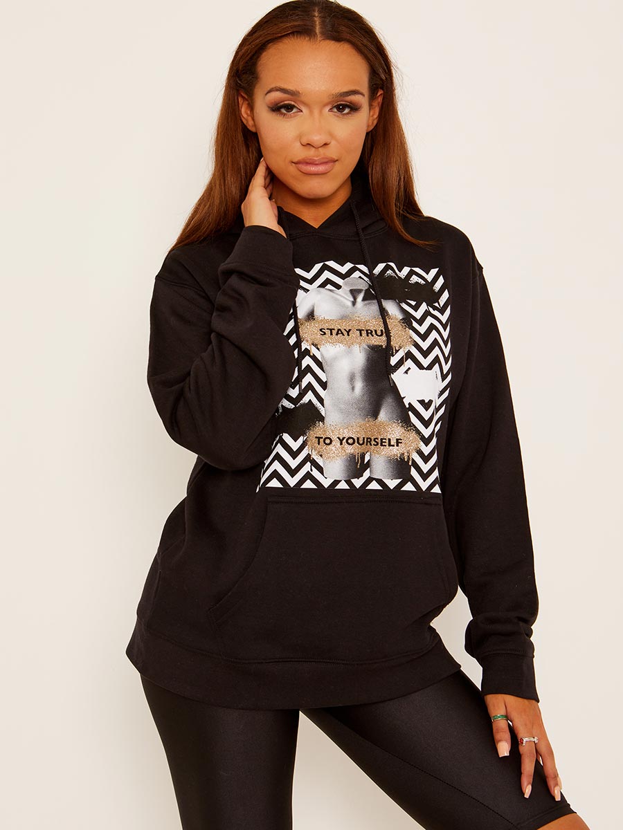 Stay True Graphic Fleeced Hoodie