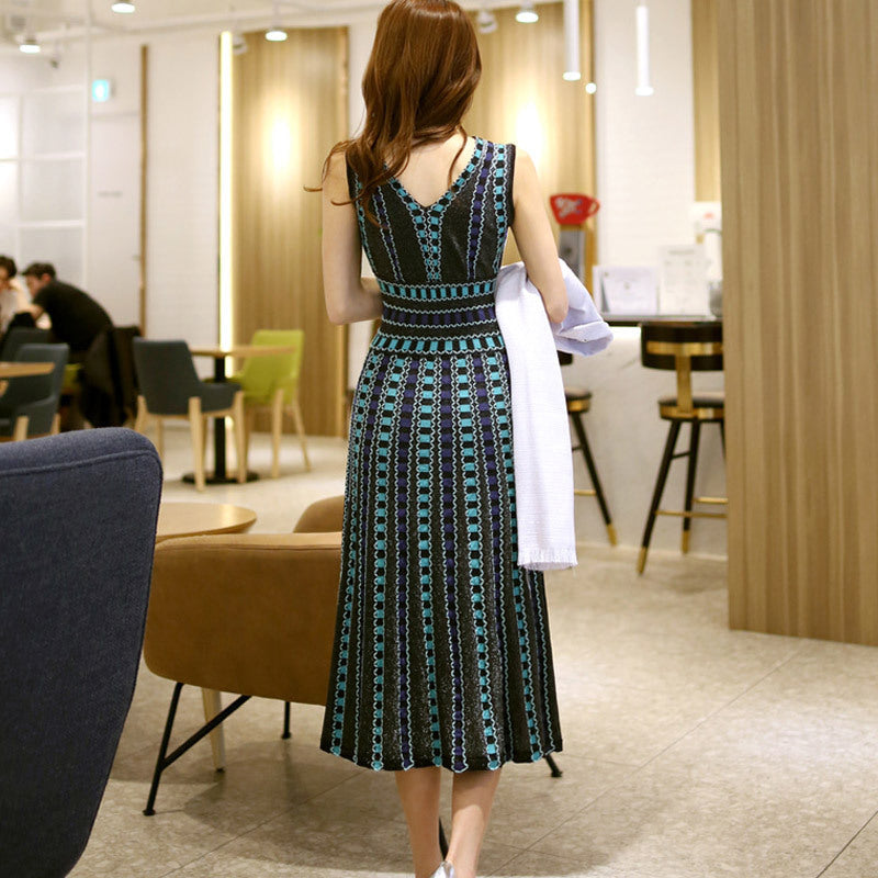 Knitted Backless Dress Summer Sleeveless Temperament V-Neck Waist Large Swing Skirt Bottoming Dress