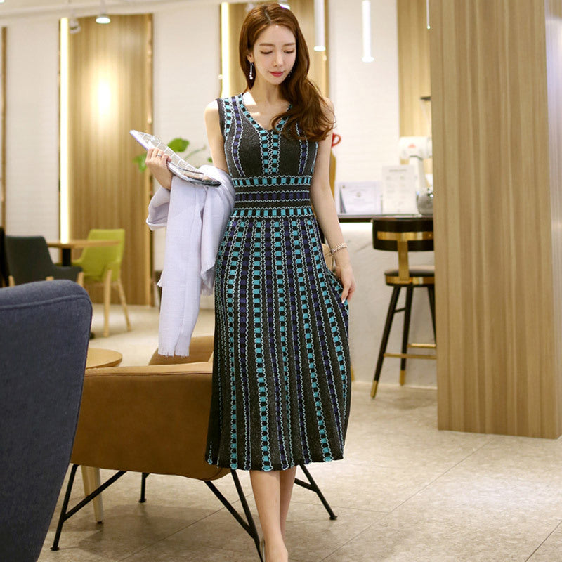 Knitted Backless Dress Summer Sleeveless Temperament V-Neck Waist Large Swing Skirt Bottoming Dress