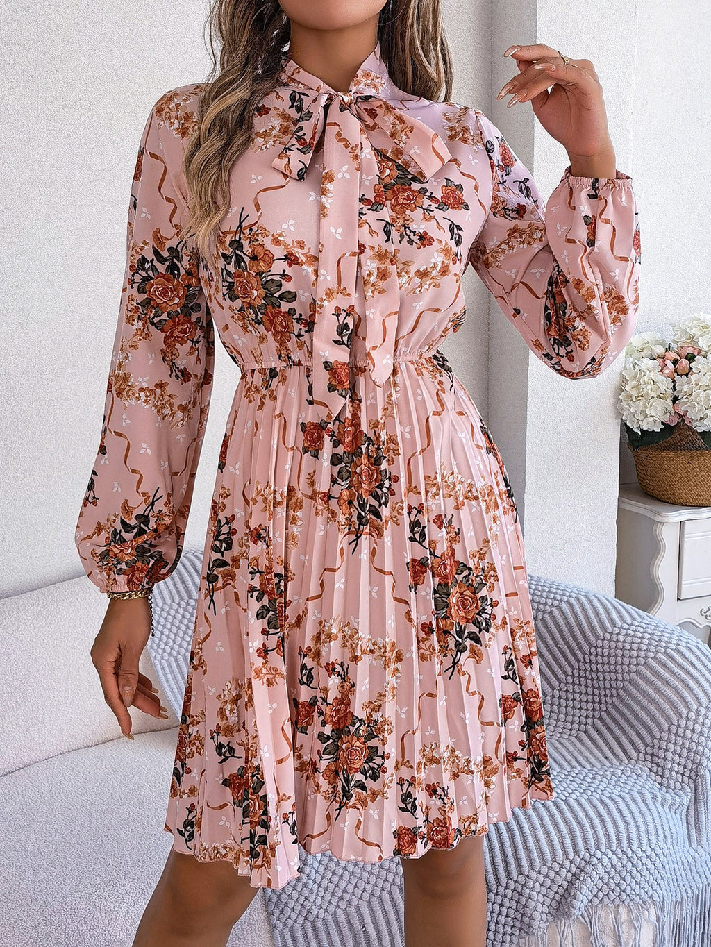 Women's Elegant Floral Tie-Waist Long Sleeve Pleated Maxi Dress