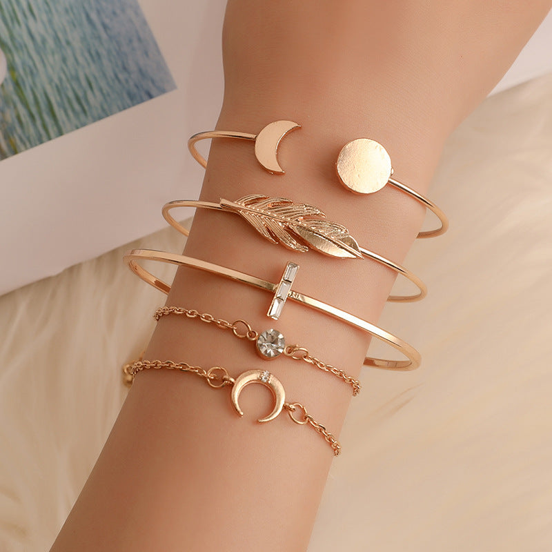 Five-Piece Punk Moon Leaf Crystal Protein Bracelet Set