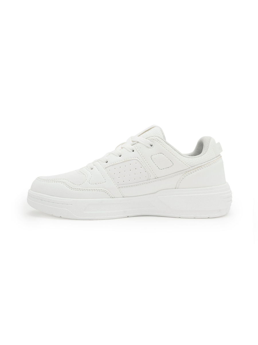 RedTape Mens Classic Lightweight Low-Top Trainers