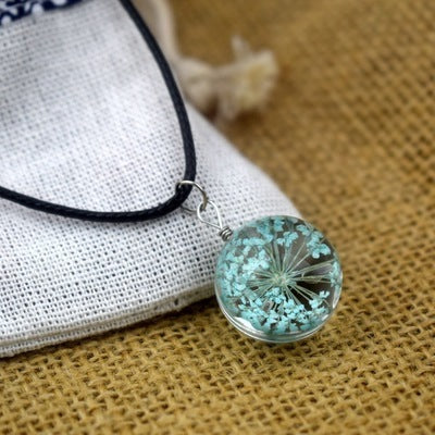 Dried Flower in Waterdrop Necklace & Bracelet Set