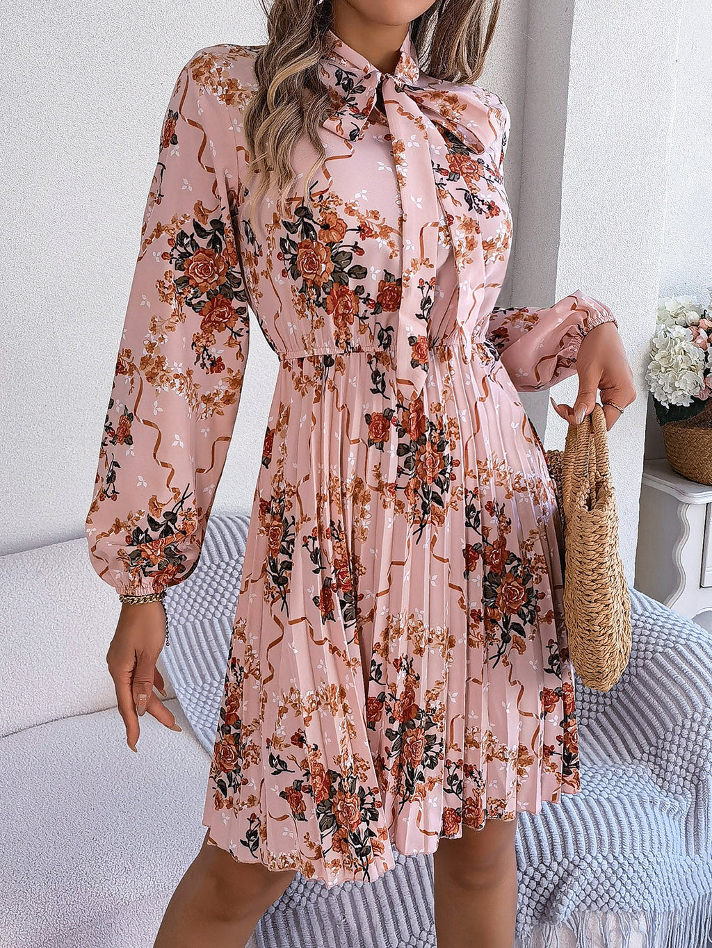 Women's Elegant Floral Tie-Waist Long Sleeve Pleated Maxi Dress