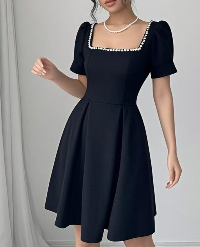 French-style Spring Women's Dress With A Square Neckline Design