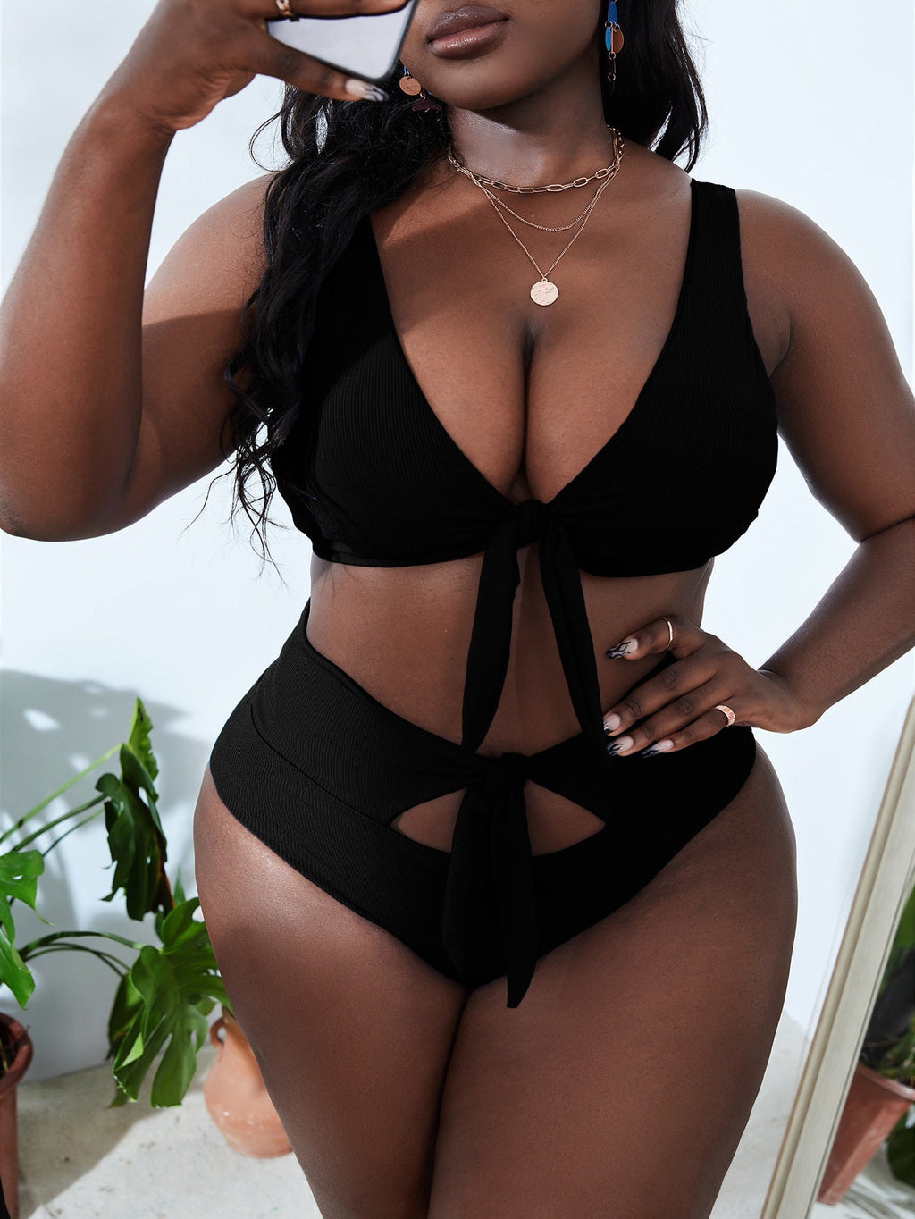 Women's Fashion Solid Color Knotted Swimsuit Set