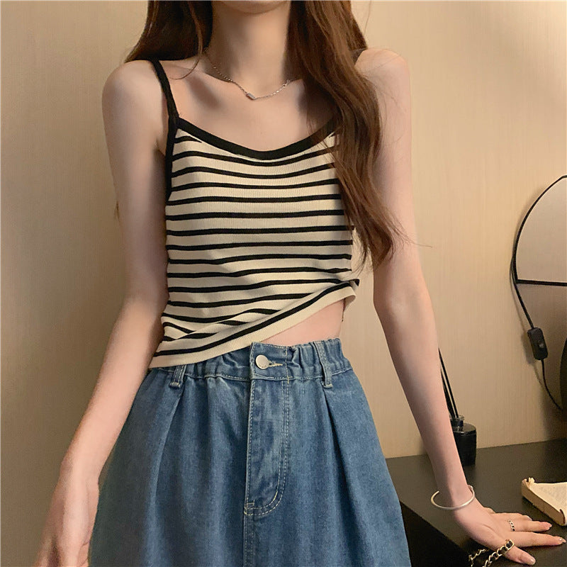 Striped Camisole Top – Versatile Inner/Outerwear for Everyday Style
