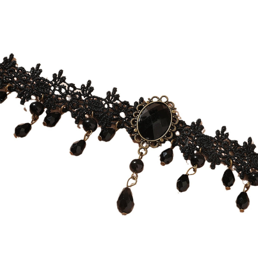Black Electroplated Alloy Pendant Necklace with Lace