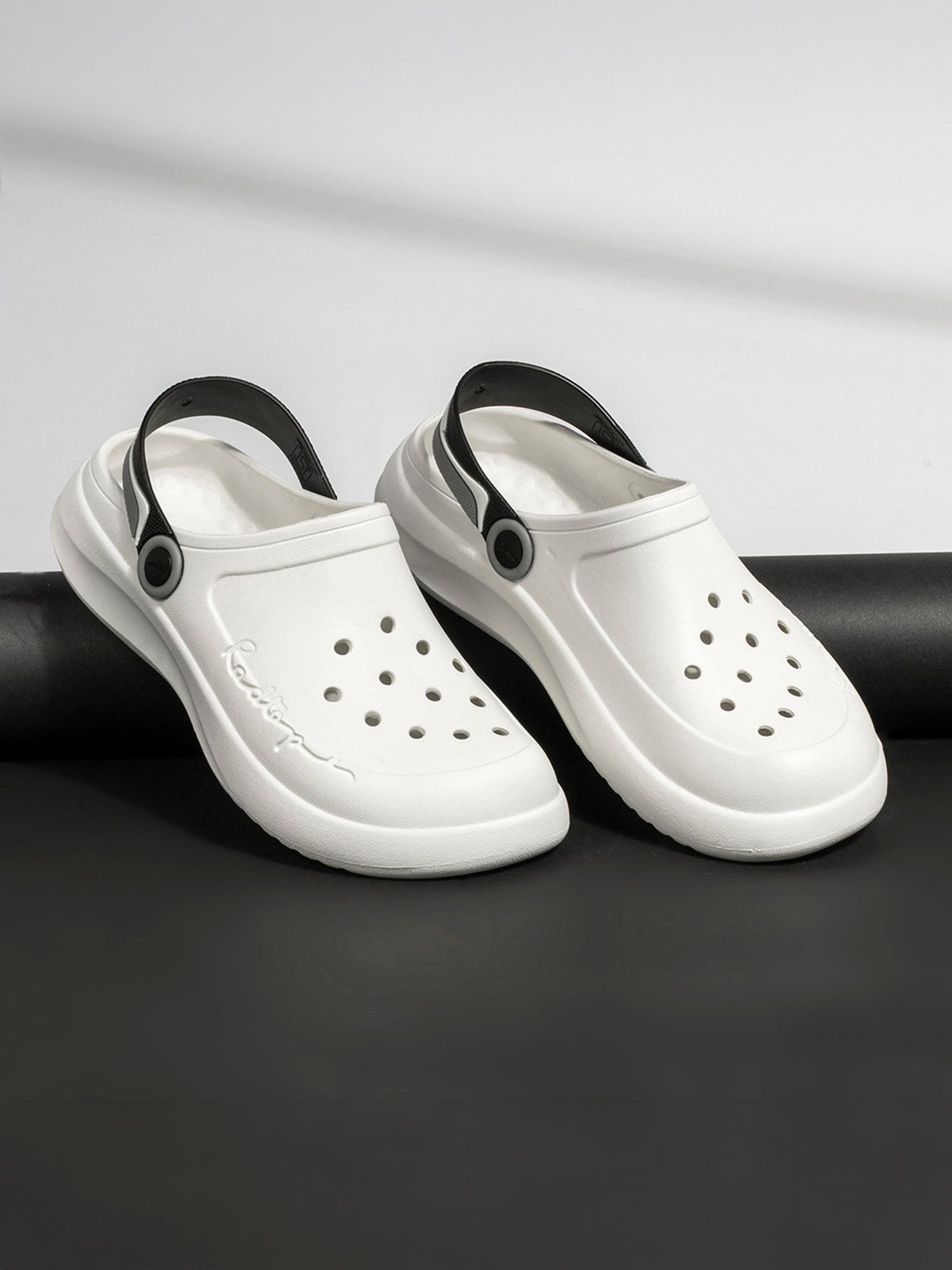 RedTape The Cloudstep Comfort Clogs