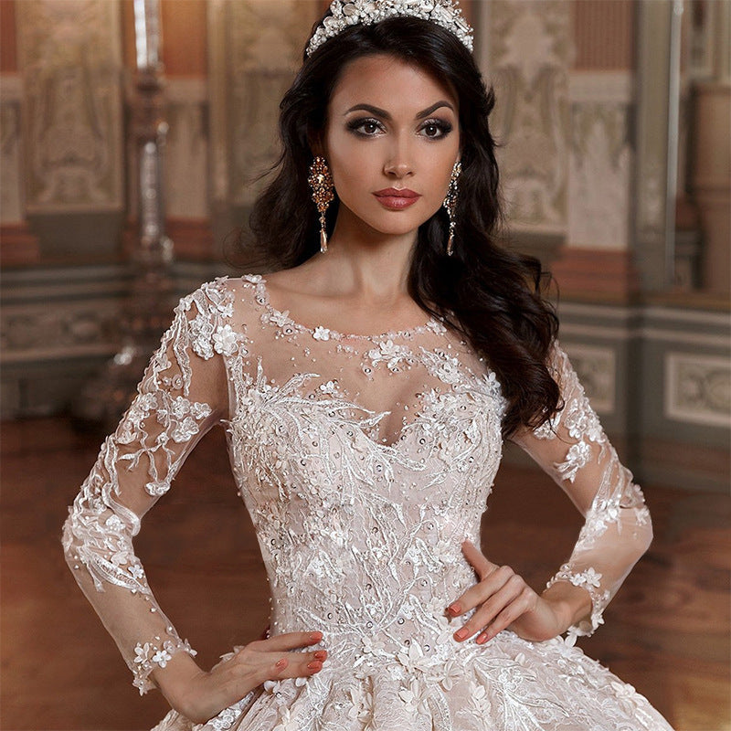 Long Trailing Mid-waist Backless Wedding Dress White