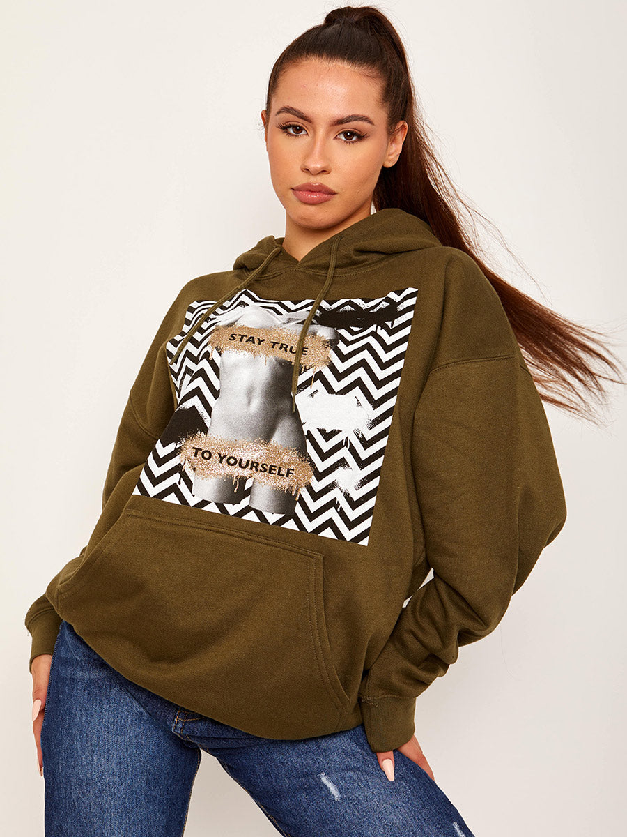 Stay True Graphic Fleeced Hoodie