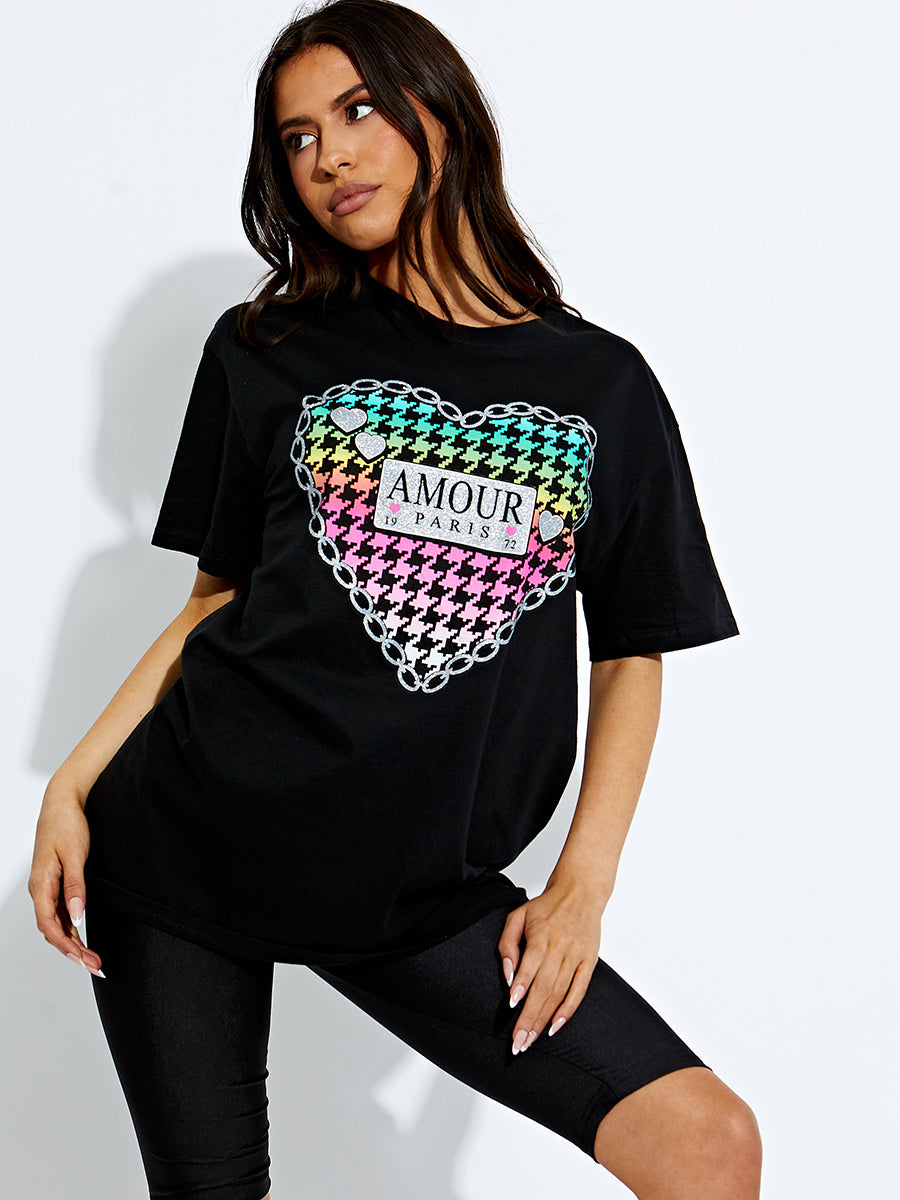 Chain Heart Amour Graphic T-Shirt