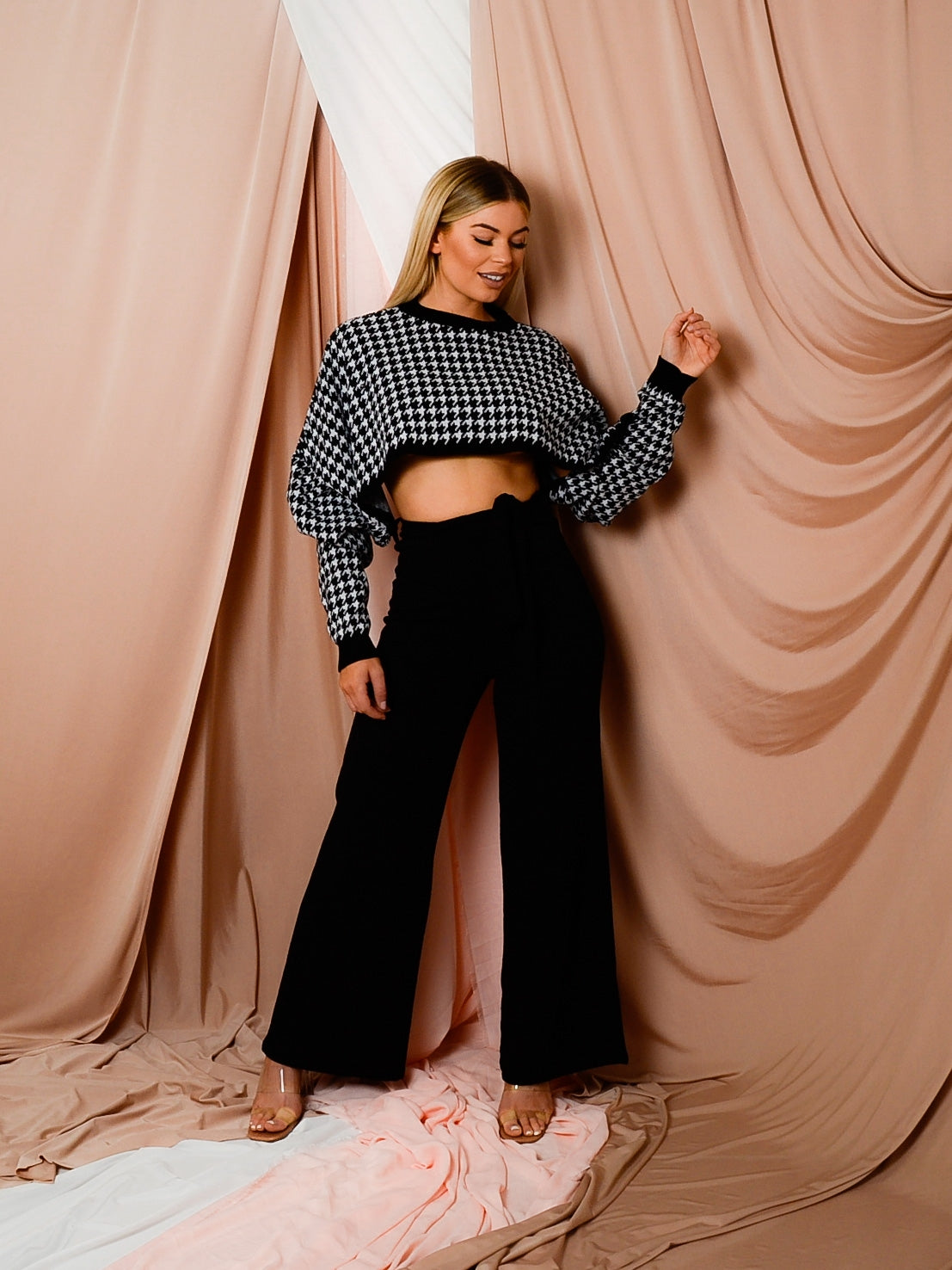 Olivia Hounds-Tooth Cropped Batwing Knitted Jumper