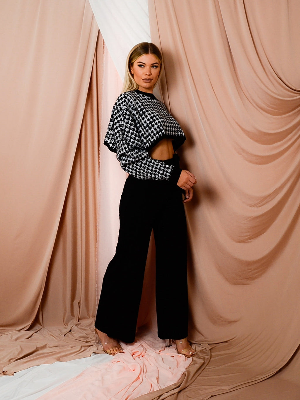 Olivia Hounds-Tooth Cropped Batwing Knitted Jumper
