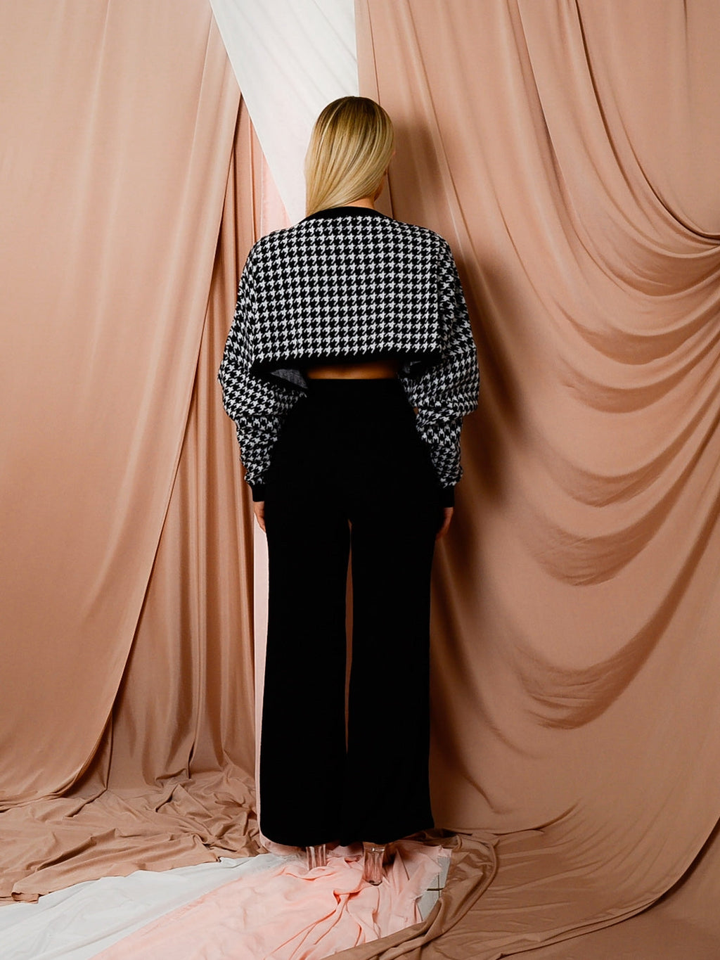 Olivia Hounds-Tooth Cropped Batwing Knitted Jumper