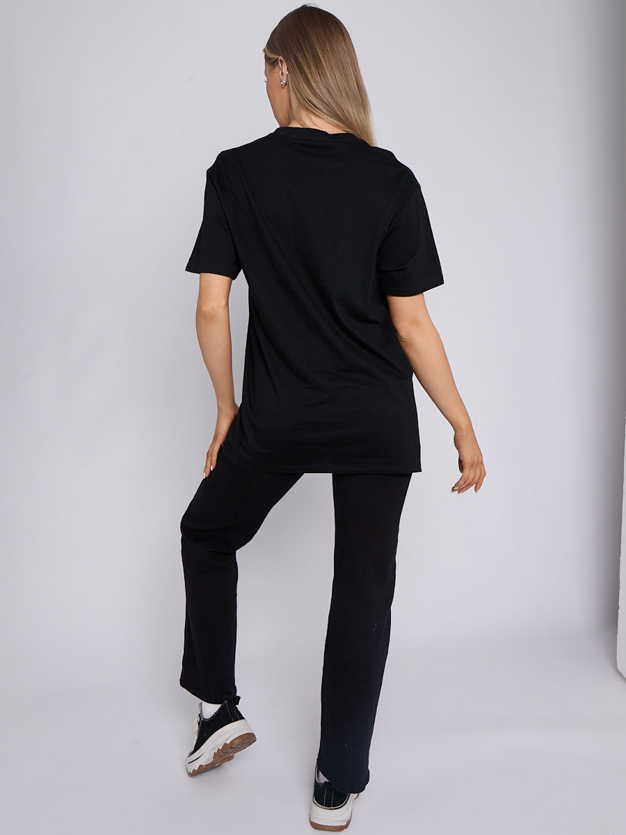 Amour Chic Graphic T-Shirt