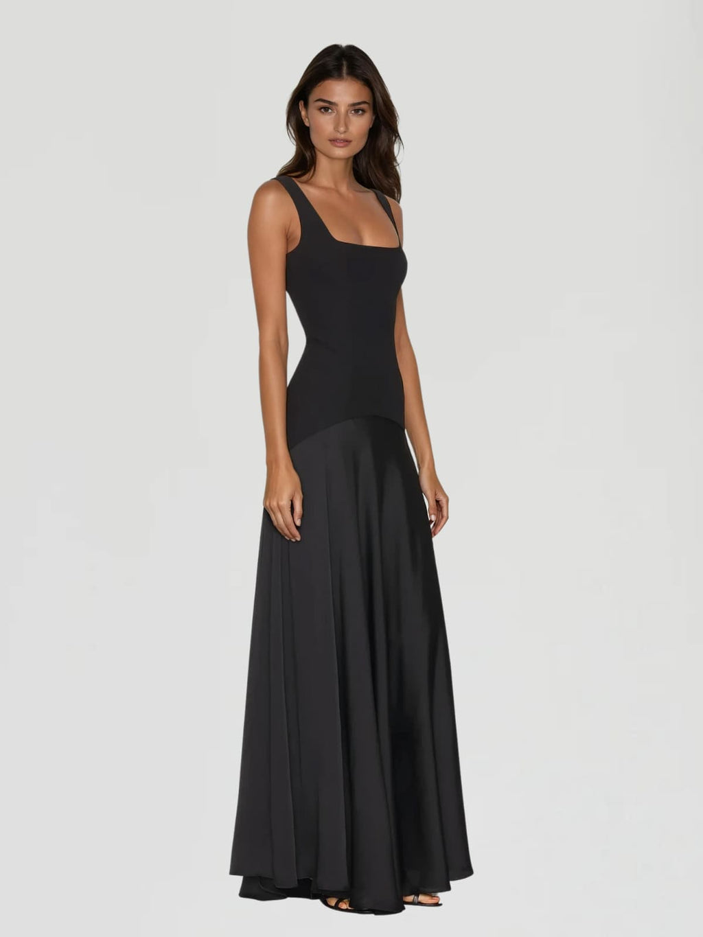Jovyna Sleeveless Flared Maxi Dress In Black