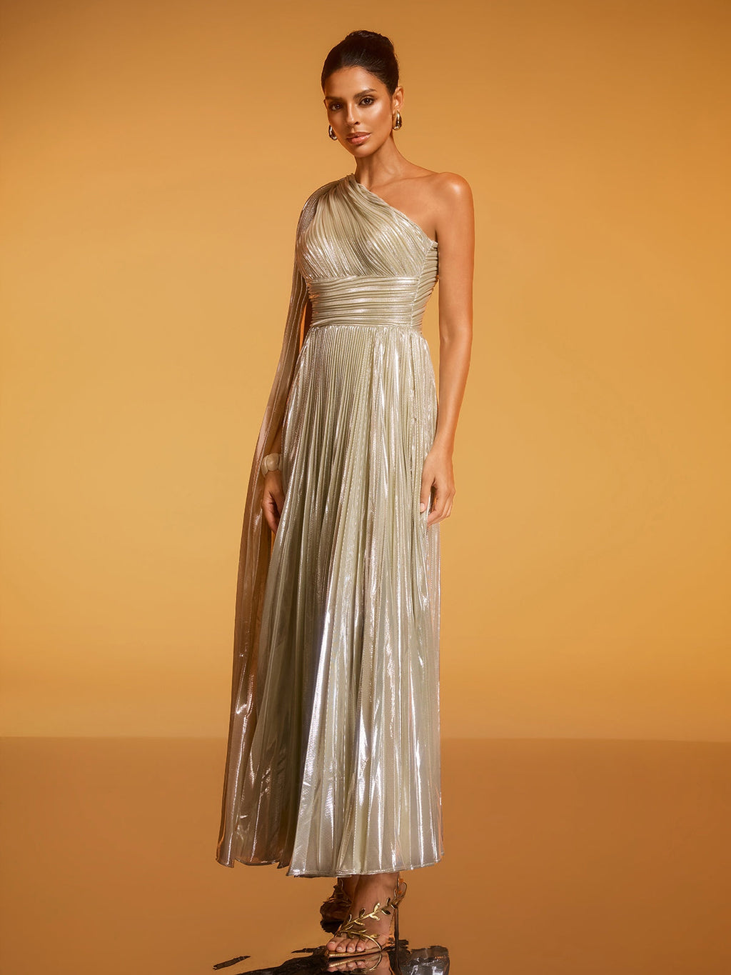 Kaleen One Shoulder Pleated Metallic Dress In Silver