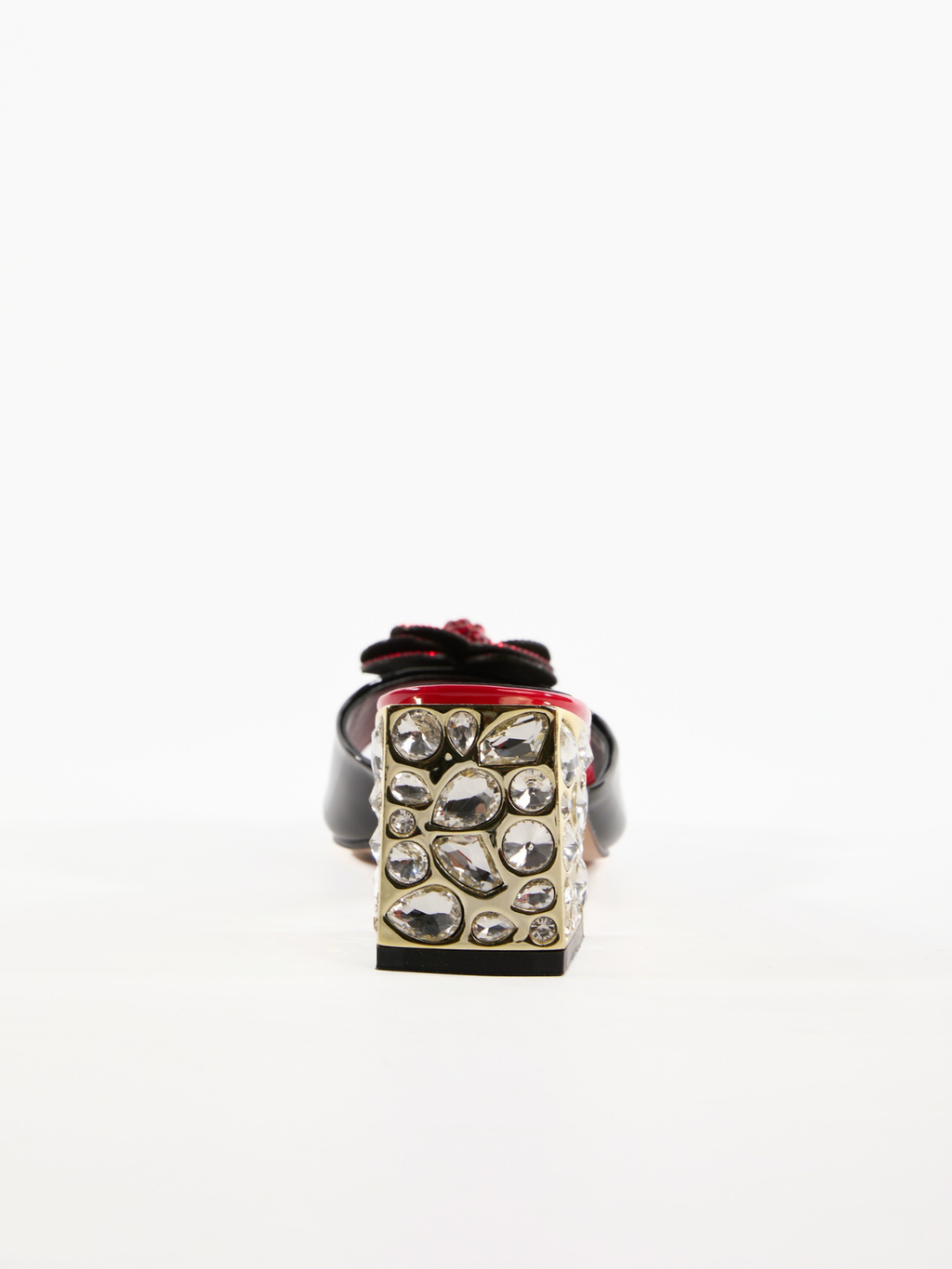 Lochlyn Flower Rhinestone Sandals