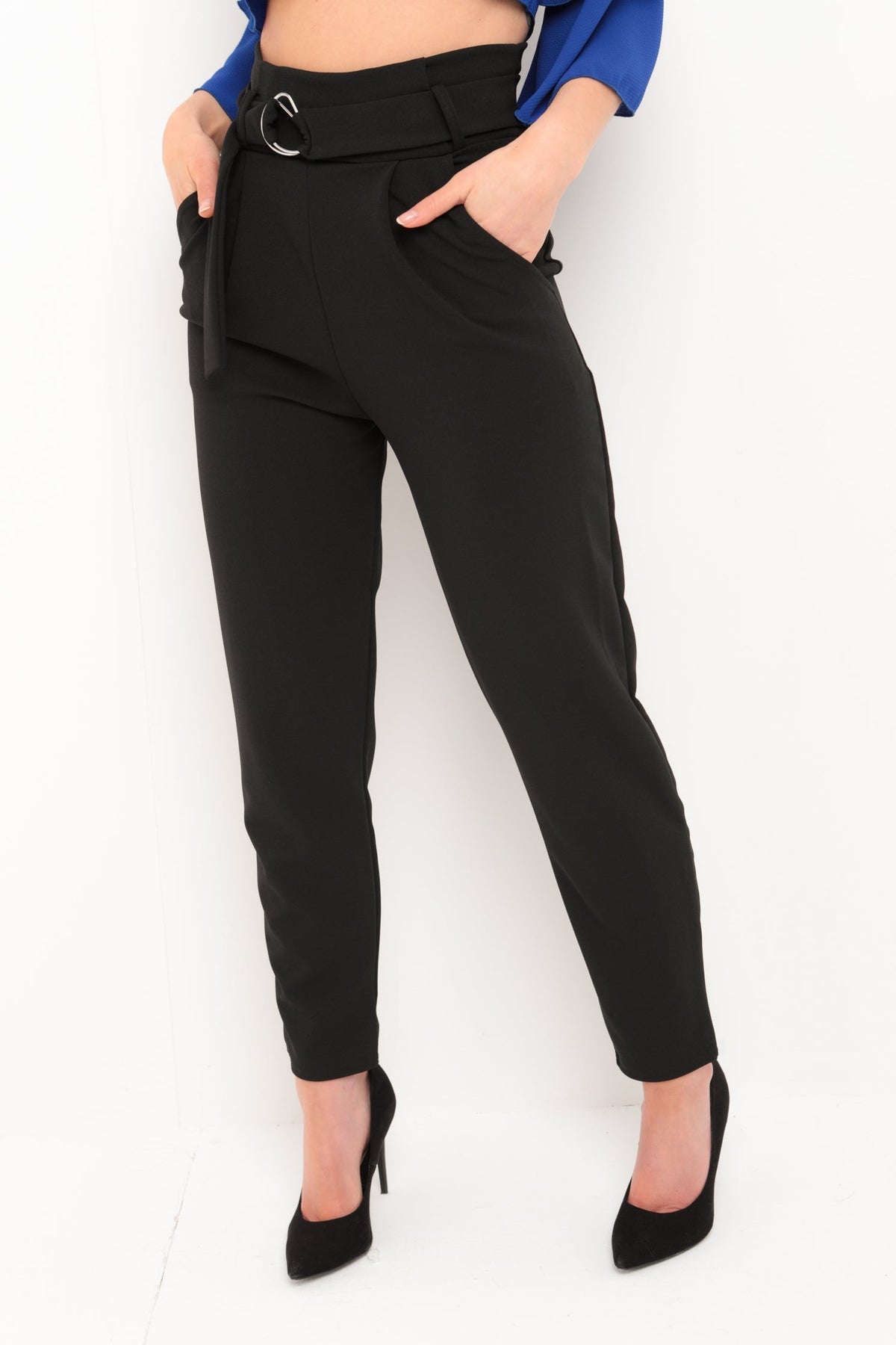 Trousers With Adjustable Buckle Belt