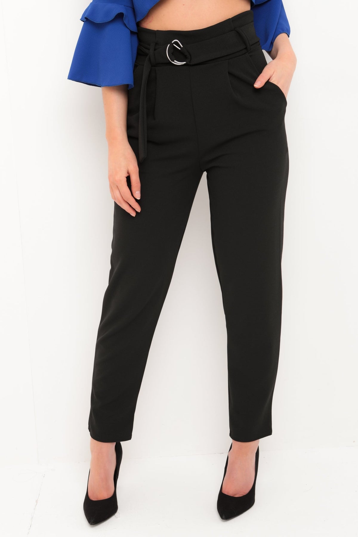 Trousers With Adjustable Buckle Belt