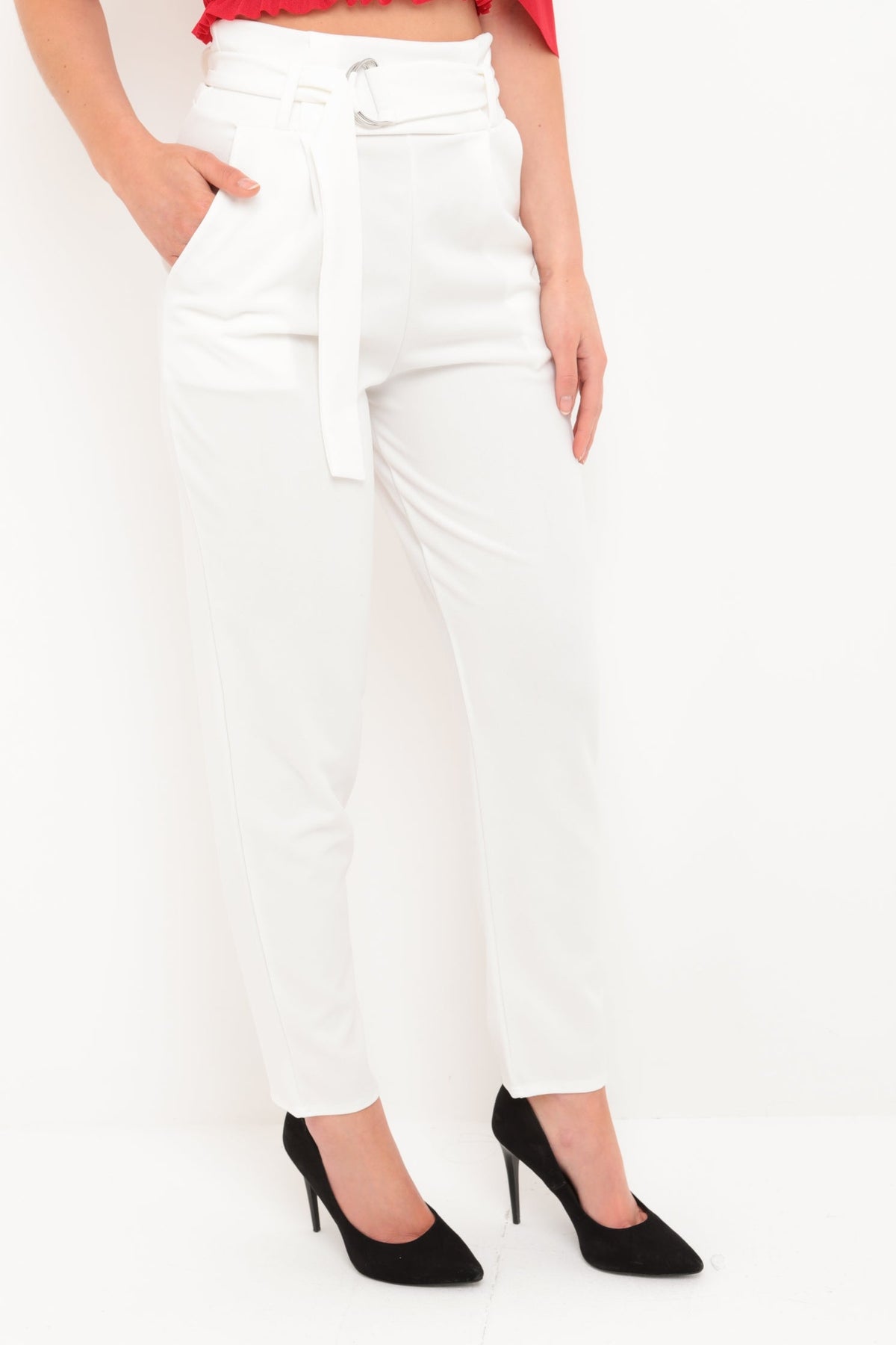 Trousers With Adjustable Buckle Belt