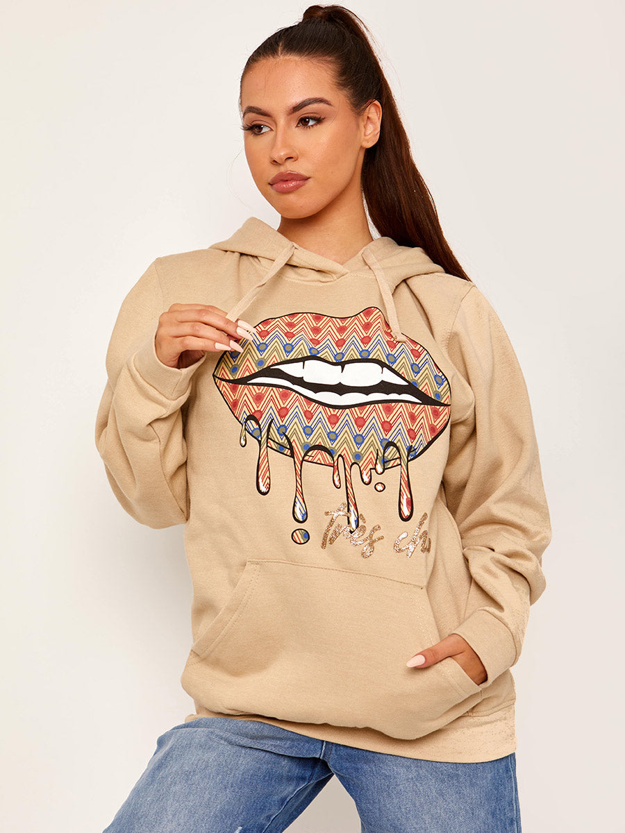 Chevron Lip Graphic Fleeced Hoodie