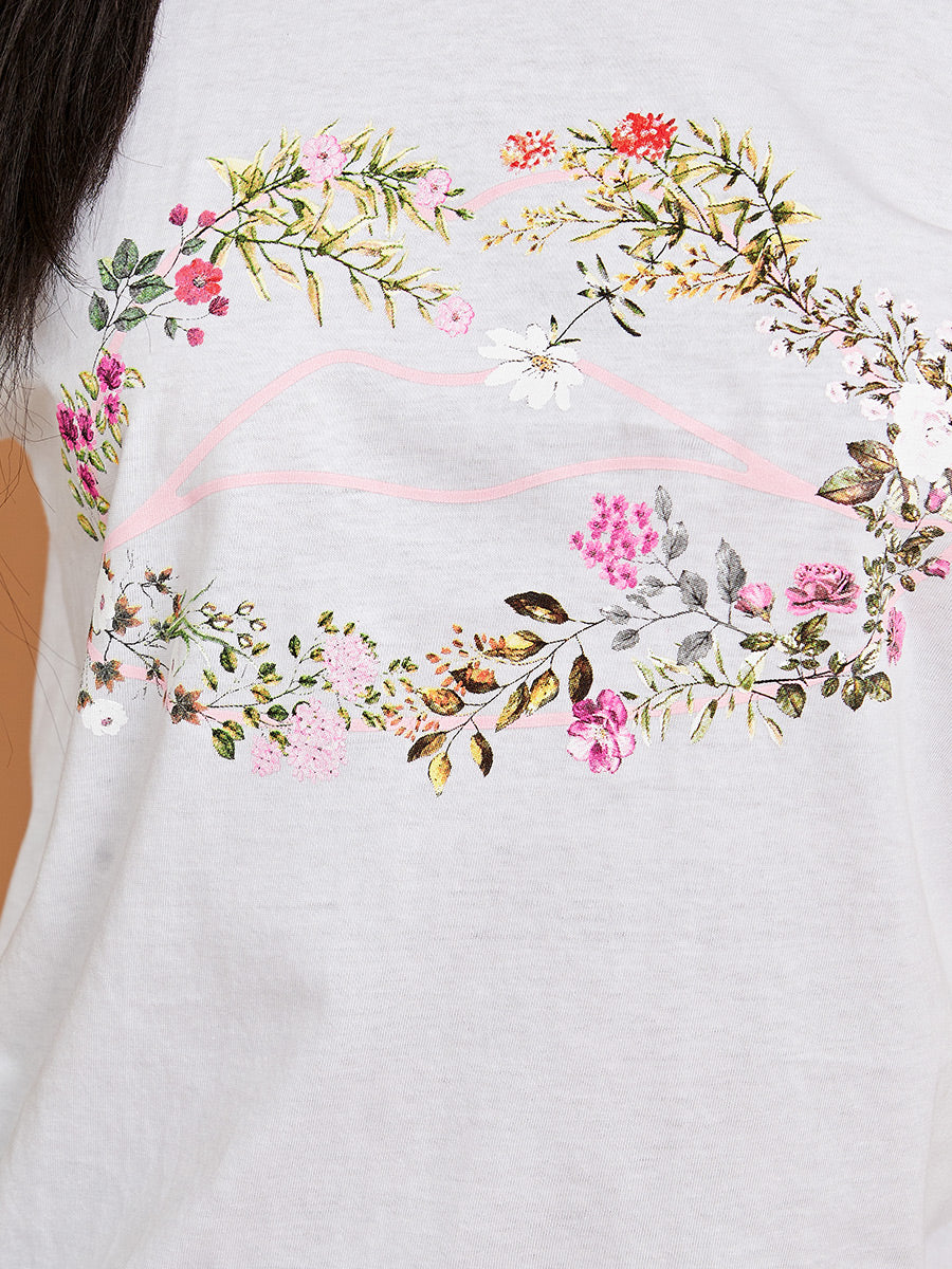 Botanic Lip Graphic Printed T-Shirt