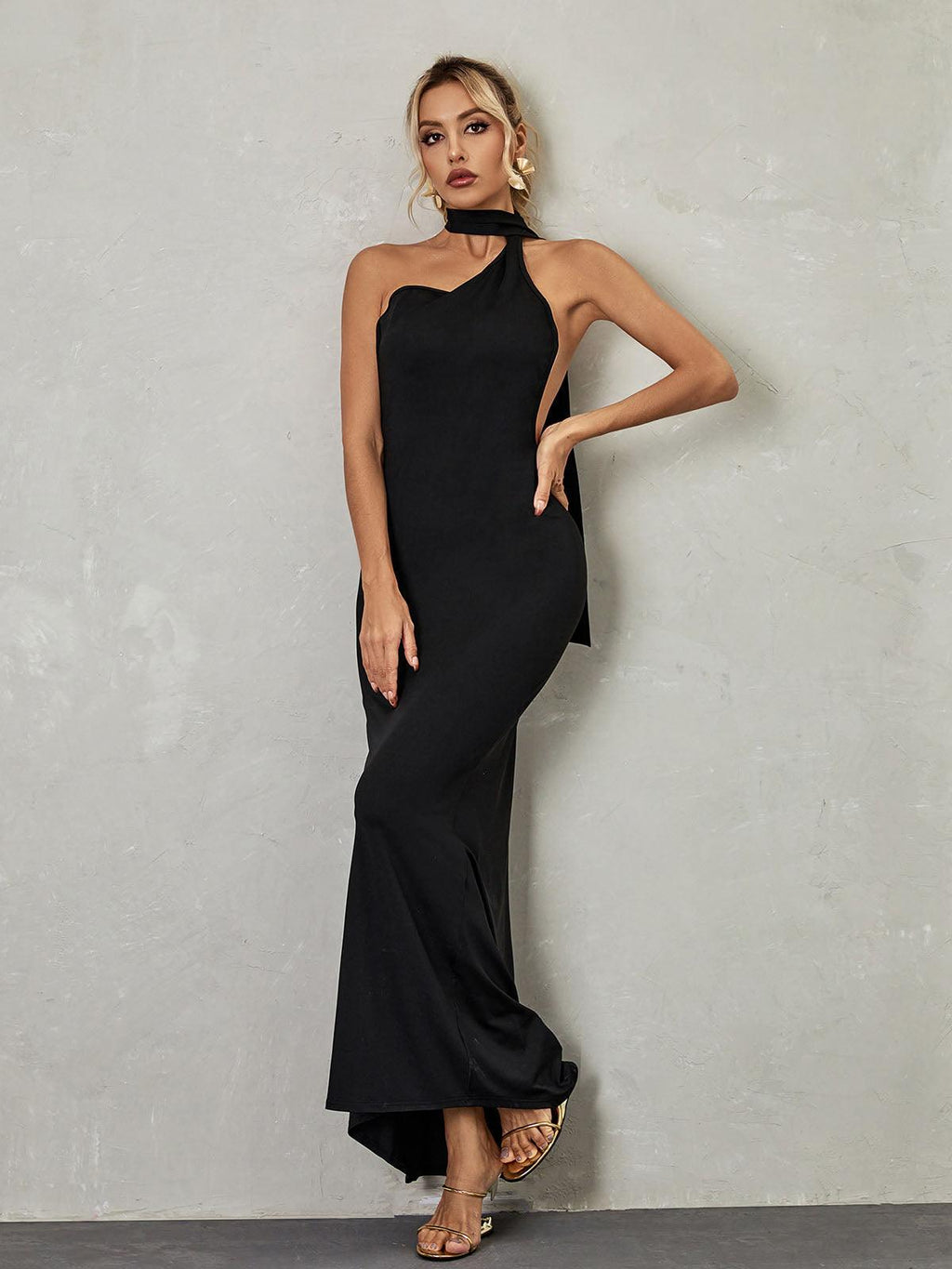 Toula Backless Maxi Dress In Black